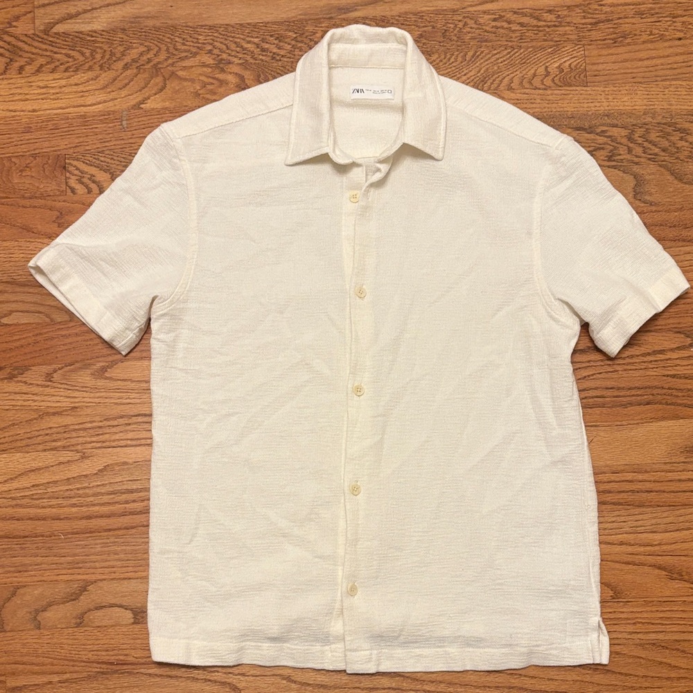 Zara Men's Off-White Casual Button Down Shirt